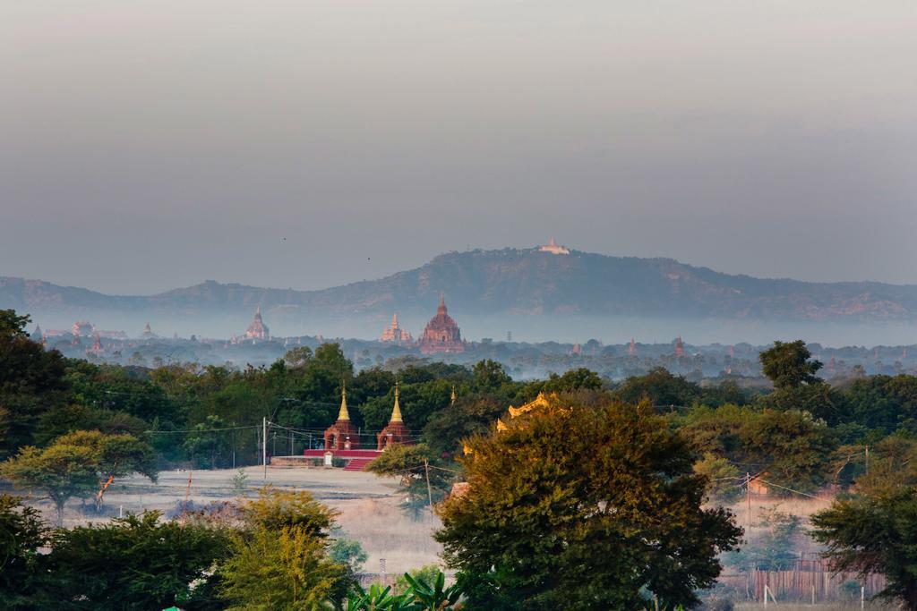 Sky View Hotel Bagan Exterior foto
