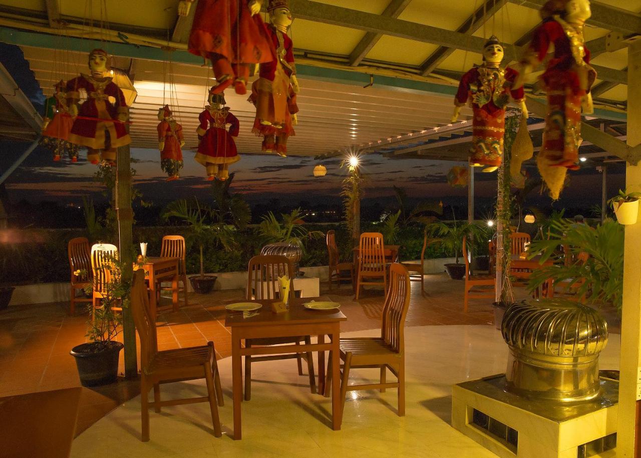 Sky View Hotel Bagan Exterior foto