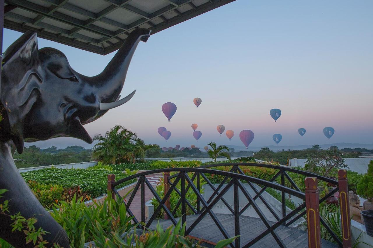 Sky View Hotel Bagan Exterior foto