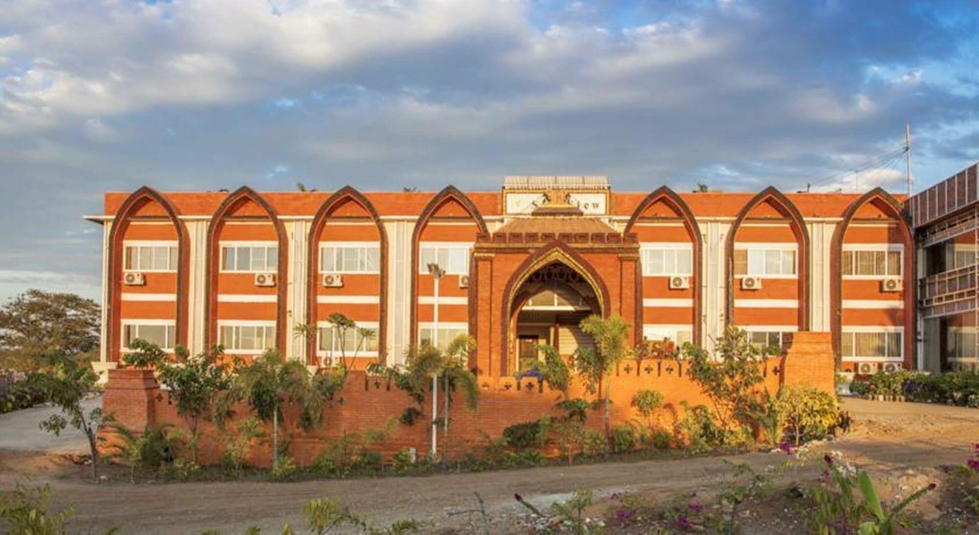 Sky View Hotel Bagan Exterior foto