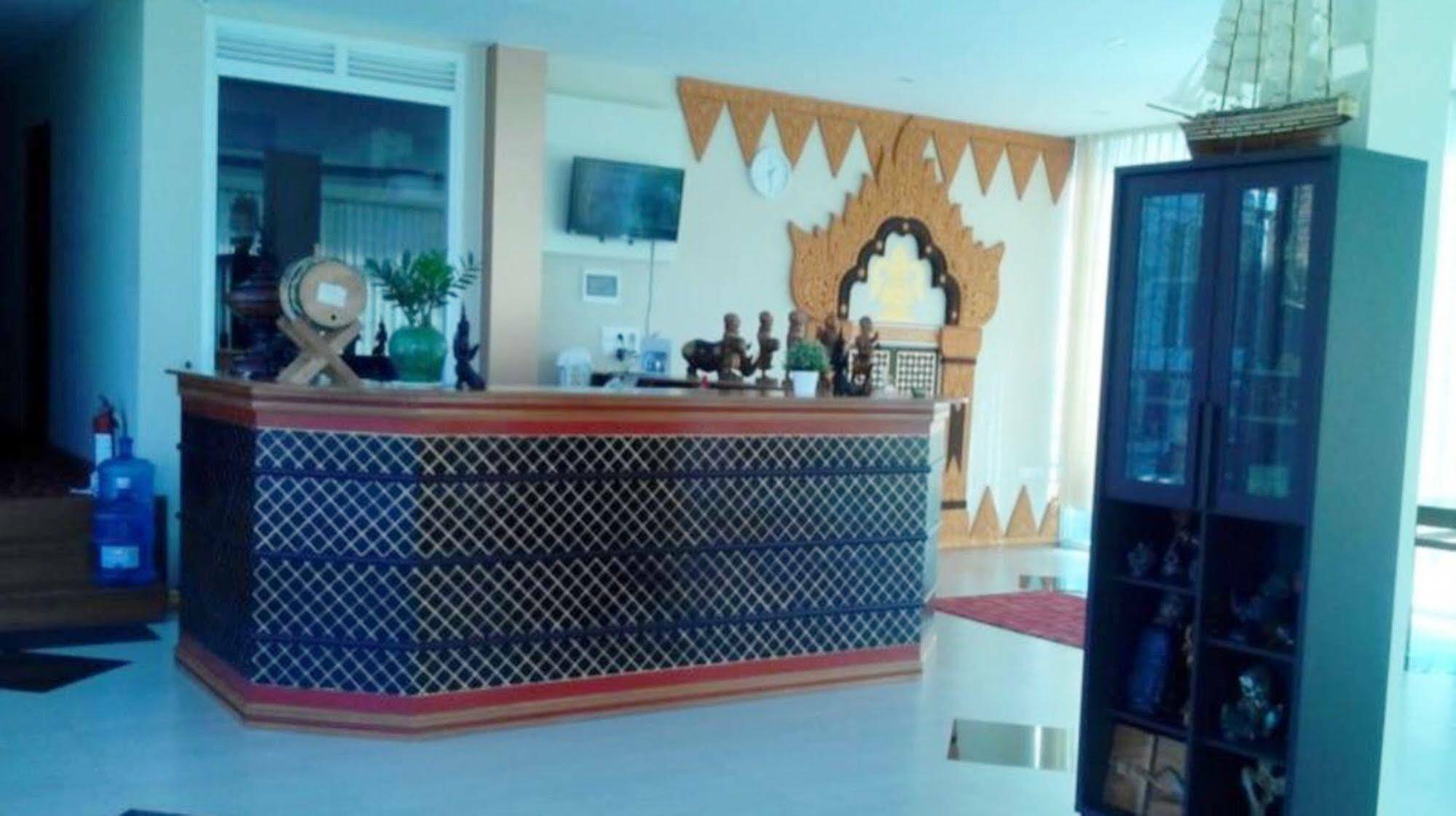 Sky View Hotel Bagan Exterior foto